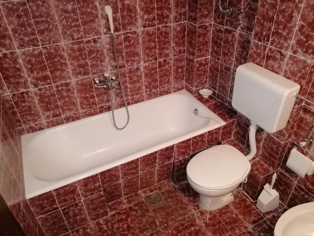 Lovely Apartment With Big Terrace In ブドヴァ エクステリア 写真
